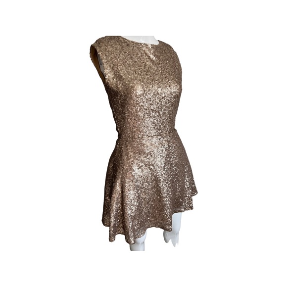 TOBI GOLD SEQUIN DRESS MEDIUM - Picture 6 of 10